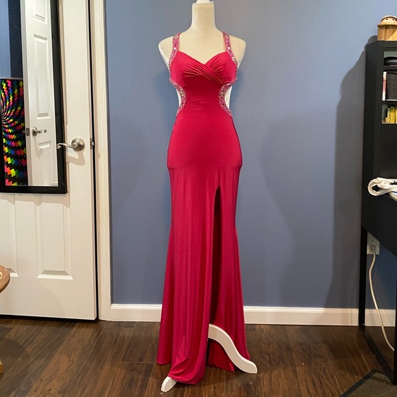 Only worn once! - Picture 1 of 6